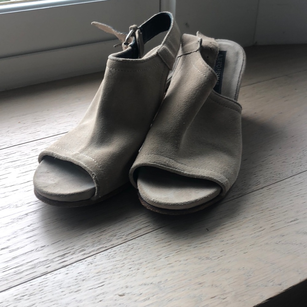 Alberto Fermani suede shoes